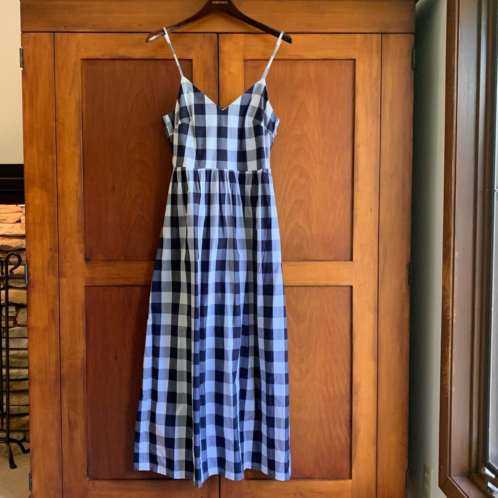 NWT! Beautiful JCrew Cotton Poplin Gingham Maxi Dress. Navy and White.